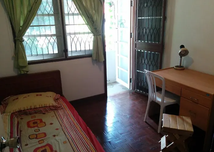 Big Mango Tree Guest house 2*